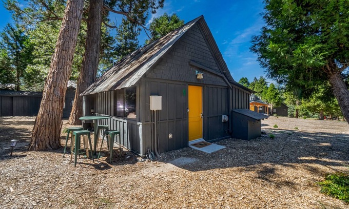 Twin Peaks Cabin | Cabin #9 - The Perch at Twin Peaks