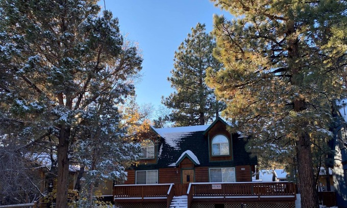 Sugarloaf Cabin | Cabin - A Good Time Rental