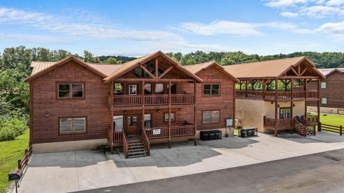 Caton House | Cabin Fever Vacation