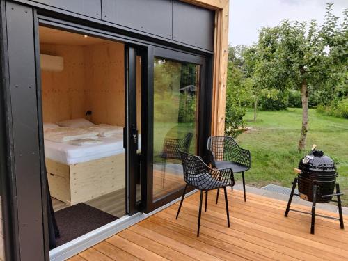 Scherpenzeel House | Cabin in Nature near Scenic Trails