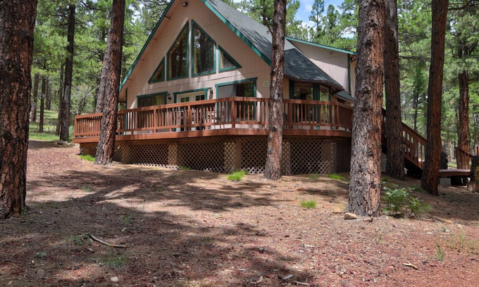Williams Cabin | Cabin Retreat in Tall Pines on 2.5 acres