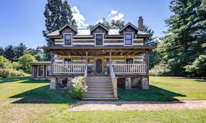 Pine Grove Mills Cabin | Cabin Vacation Rental ~ 8 Mi to Penn State!