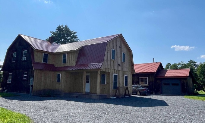East Burke Cabin | Cabin with guest house on biking/VAST trails
