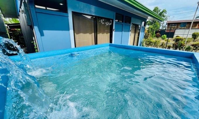 El Tanque Bed & Breakfast | Cabinas Arenal Home