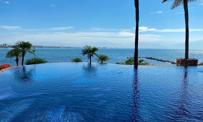 La Cruz de Huanacaxtle Condo | Cabo 2-Punta Esmeralda