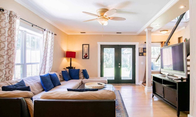 Pensacola House | Cadiz Hideaway