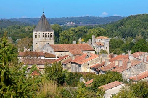 Mareuil en Perigord Bed & Breakfast | Cadre idyllique sur 1ha de parc, en centre de village - Classé par la Fondation de France