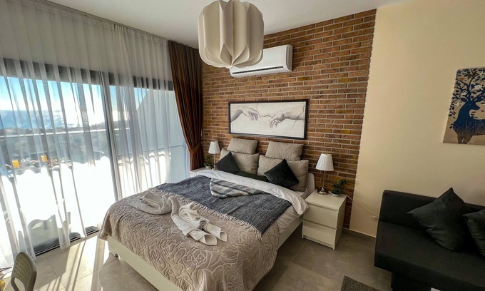 Gastria Apartment | Caesar Blue Aqua Club