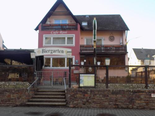 Historic Downtown Hotel | Cafe Rosi