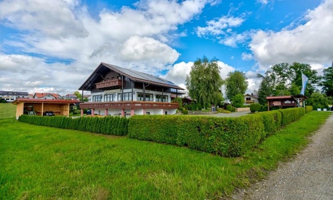 Thyrnau House | Cafe zum Toni