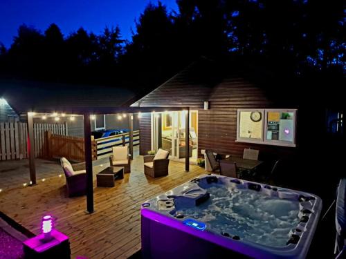Dumfries House | Cairnyard Lodges - Woodside