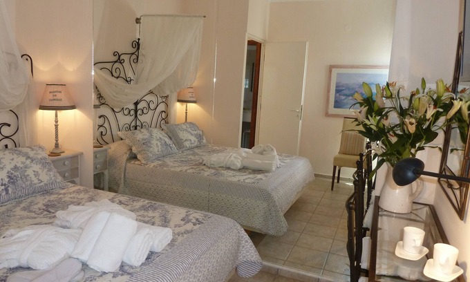 Atsipópoulon Apartment | Calergi Residence 4 -1 BDR/1 LVR Stylish Ap/t - Pool paradise - MONTHLY OFFERS