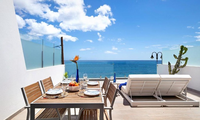 Arrieta Apartment | Callao Beach 6