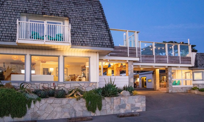San Simeon Hotel | Cambria Beach Lodge
