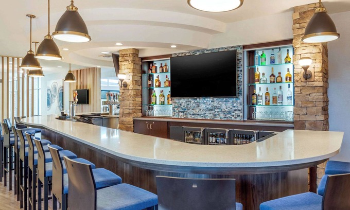 Uniontown Hotel | Cambria Hotel Akron - Canton Airport
