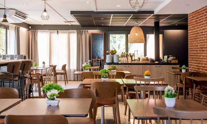 Rodez Hotel | Campanile NATURE - Rodez