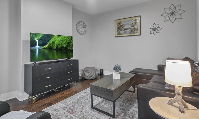 West Columbus House | Campbell's Buttercup Shotgun