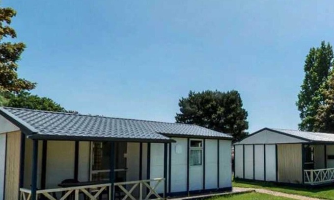 Plestin-les-Greves House | Camping 2 étoiles - Piscine - ccaibie