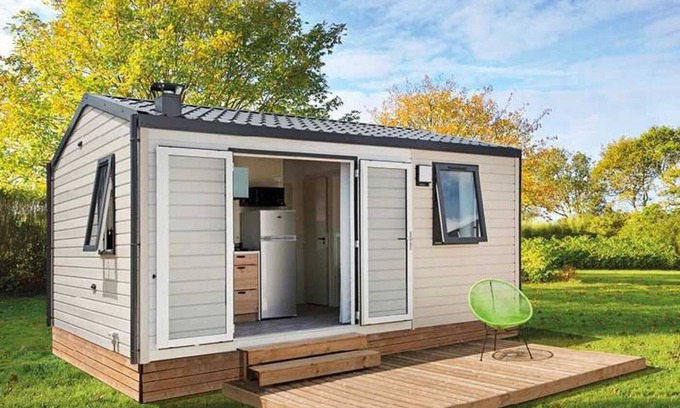 Surgeres House | Camping 3 étoiles - Piscine - ccbbbeg