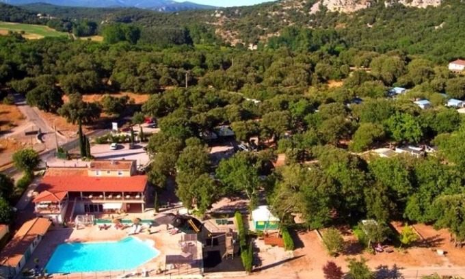 Brissac House | Camping - eehdie - Studio Apartment, Sleeps 5