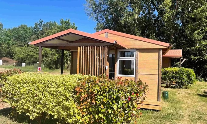 Saint-Denis-du-Payre Ski Chalet | CAMPING O BEAU LAURIER ** - Chalet 4p 53 4 people