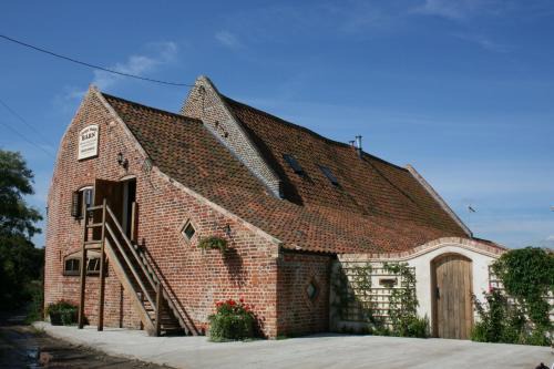 Lowestoft House | Camps Heath Barn