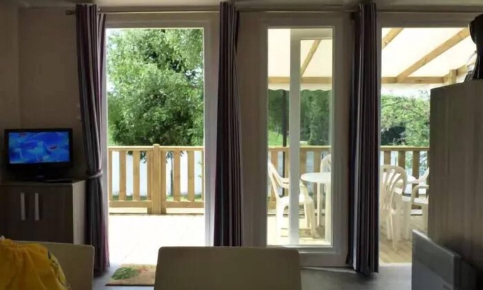 Champagnac-le-Vieux House | Campsite La Chanterelle* - Mobile Home Riviéra 3 rooms 4 people