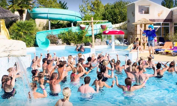 Olonne-sur-Mer RV Rental | Campsite Le Bois Soleil **** - 4 Person Tent