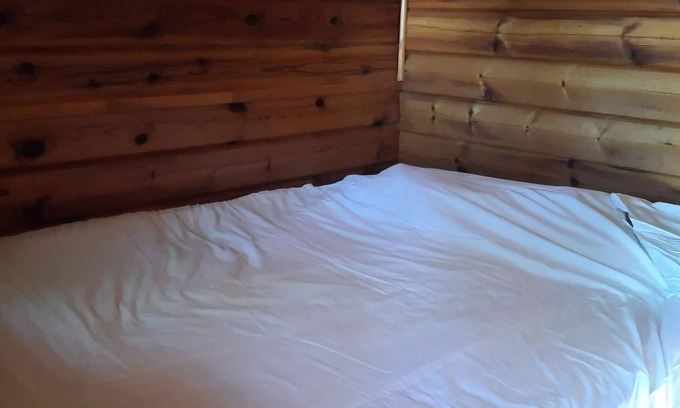 Estavar House | Campsite Les Jardins d'Estavar* - 1 Room Chalet 2 People