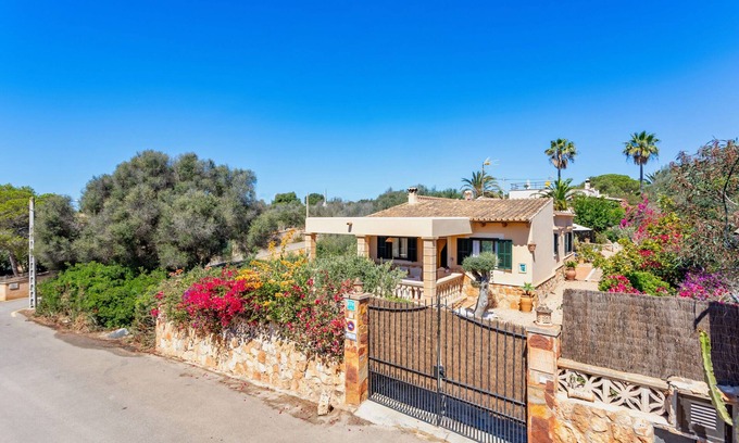 Cala s'Almonia Ski Chalet | Can Juanito by dracmallorca