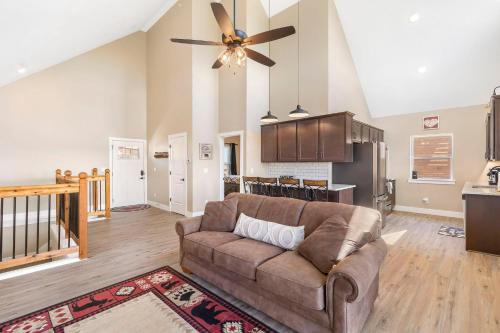Kimberling City House | Can't Bear to Leave