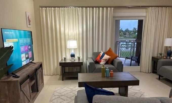 Bahamia West Condo | Canal front Comfort Dock slip available