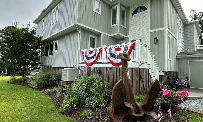 Bethany Beach House | Canal Waterfront - 4 Blocks to Boardwalk