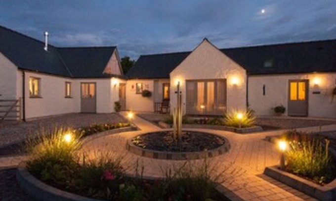 Canaston Wood Bed & Breakfast | Canaston Oaks