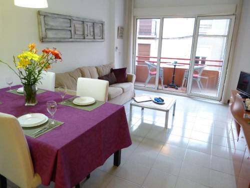 Candeleda Apartment | Candeleda Center