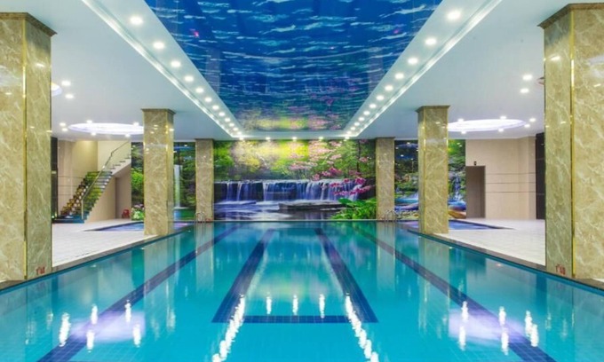 Ngo Quyen Hotel | Canh Hung Palace