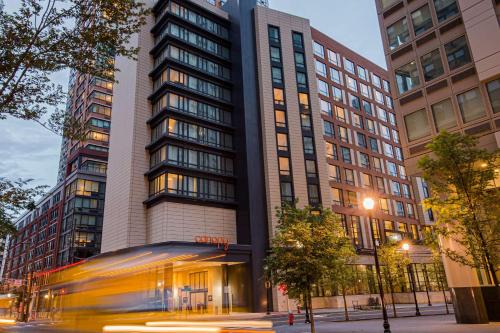 Downtown Jersey City Hotel | Canopy By Hilton Jersey City Arts District