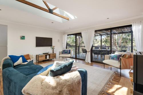 Avoca Beach House | Canto do Sol - 4BR Avoca Getaway