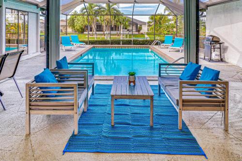 Caloosahatchee House | Cape Coral Home with Heated Pool, Dock and Gulf Access