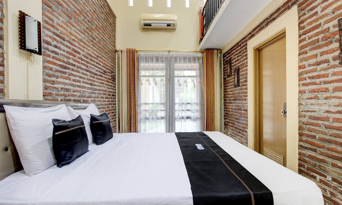 Ngemplak Hotel | Capital O 93716 Family Guesthouse Syariah