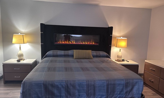 South Holland Hotel | Capital O Elite Inn & Suites South Holland I 94