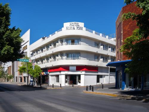 Centro Hotel | Capital O Nueva York, Guadalajara centro downtown
