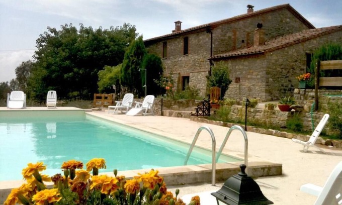 Montegabbione House | Cappannare, old farmhouse in the green hills of Umbria