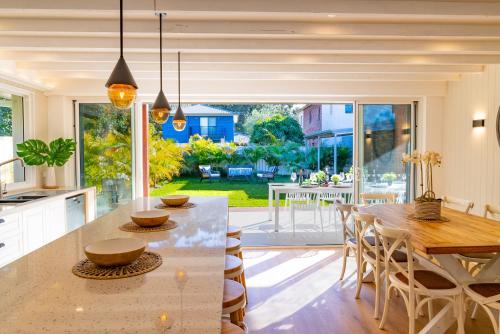 Shoal Bay Villa | Capri Beach House