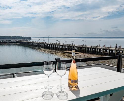 St. Andrews Apartment | Captain Dan's Sunset Suite