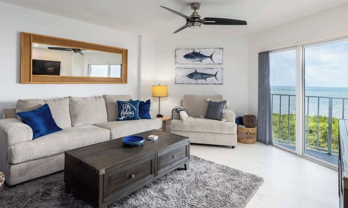 Tavernier Condo | Captains Quarters Ocean Pointe 4405