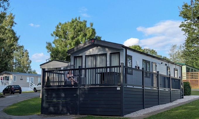 Fenny Bentley House | Caravan at Ashbourne Heights Holiday Park in the Peak District National Park