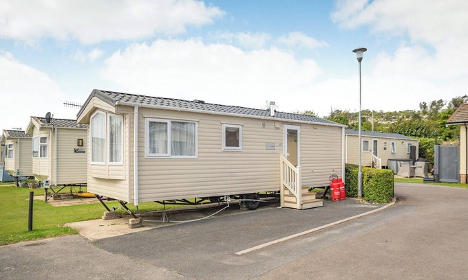 Bridport House | Caravan with one double and one twin.