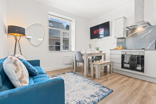 Roath Apartment | Cardiff Luxe Flats with Spa Facilities