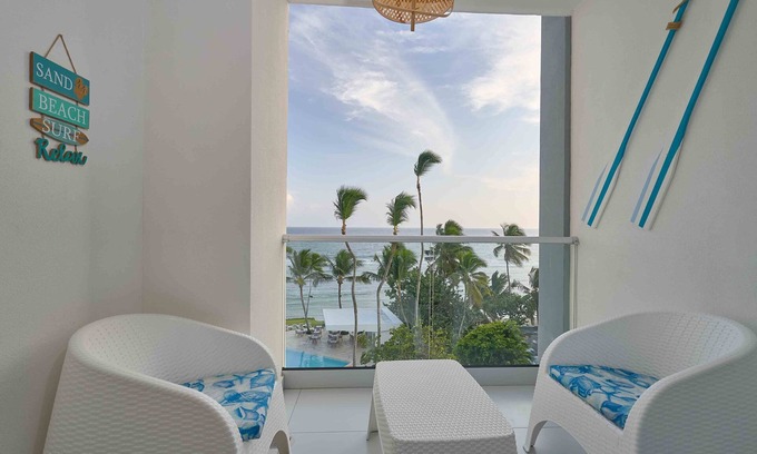 Caribbean Islands Apartment | Caribbean Beachfront Apartment. W/Scenic view